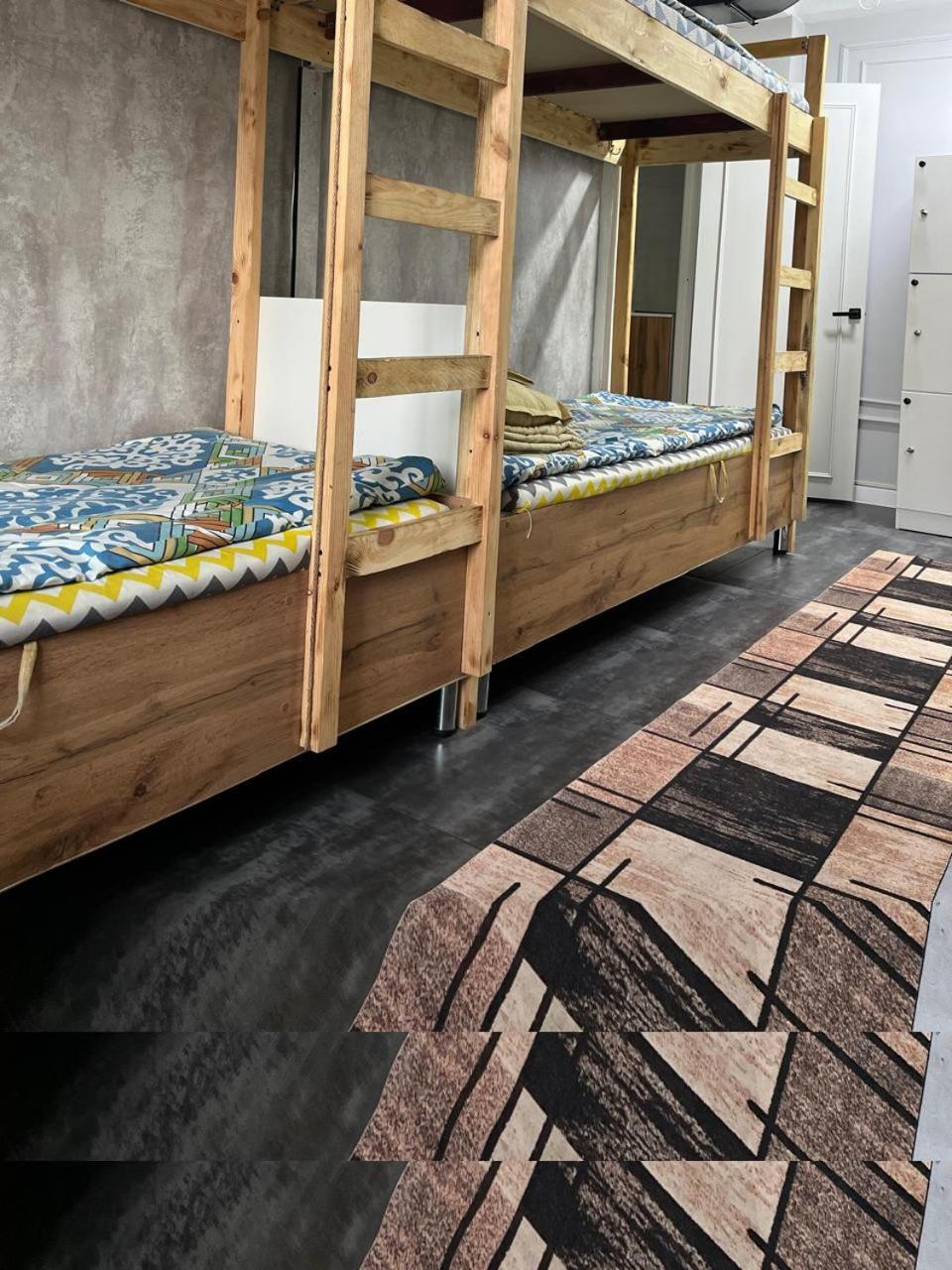 الماتي Hostel Del Luna المظهر الخارجي الصورة